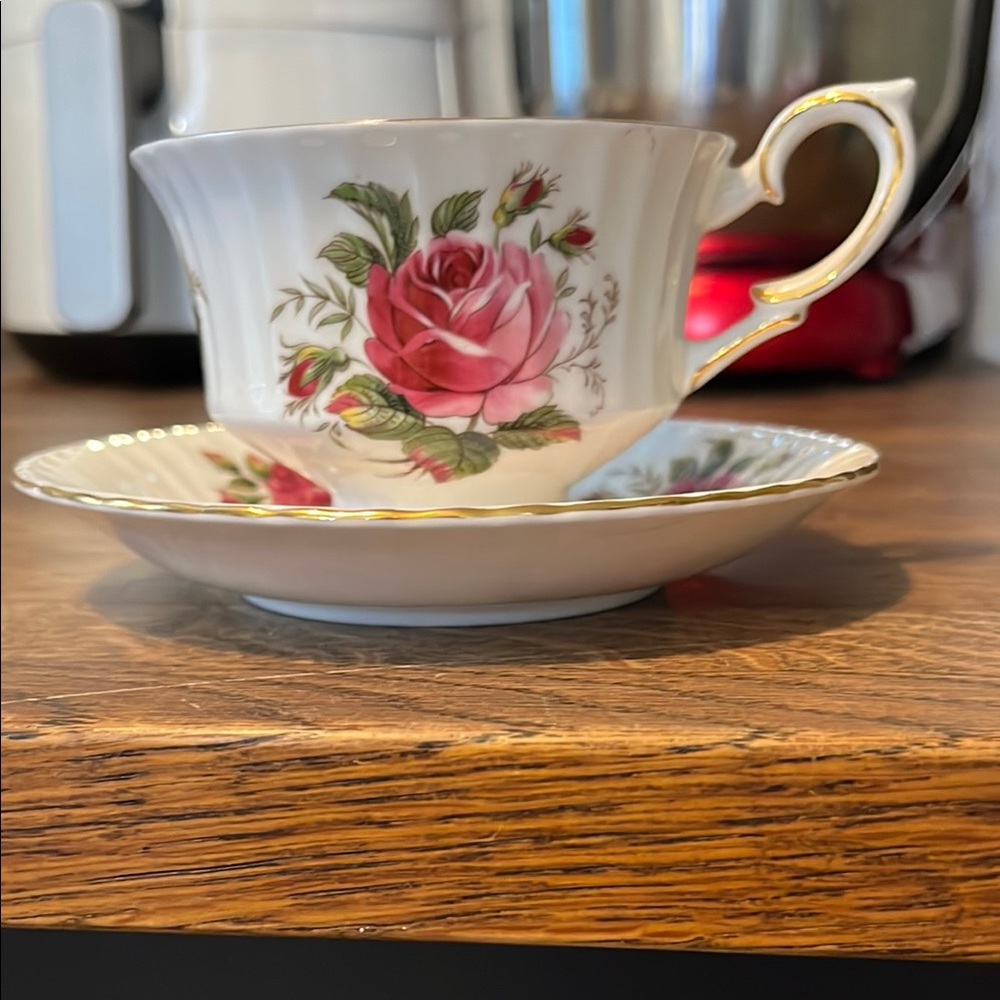 Floral Teacup and Saucer Set